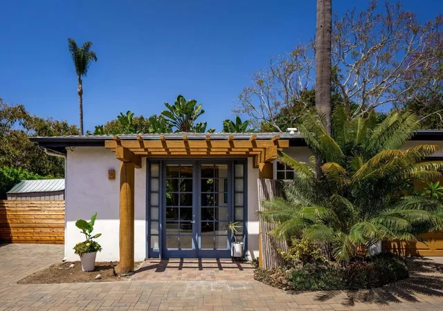 Homes for sale in Encinitas, CA | 767 Hymettus Avenue, Encinitas, CA 92024 | MLS# 260010161SD