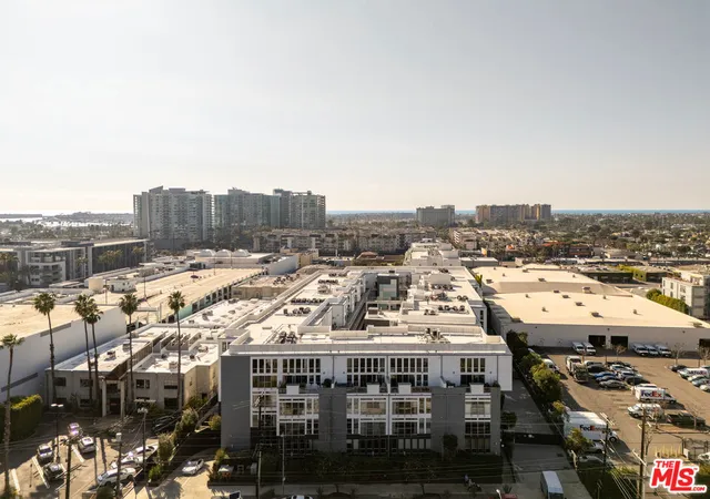 Homes for sale in Marina Del Rey, CA | 4215 Glencoe Avenue, Marina Del Rey, CA 90292 | Houzeo