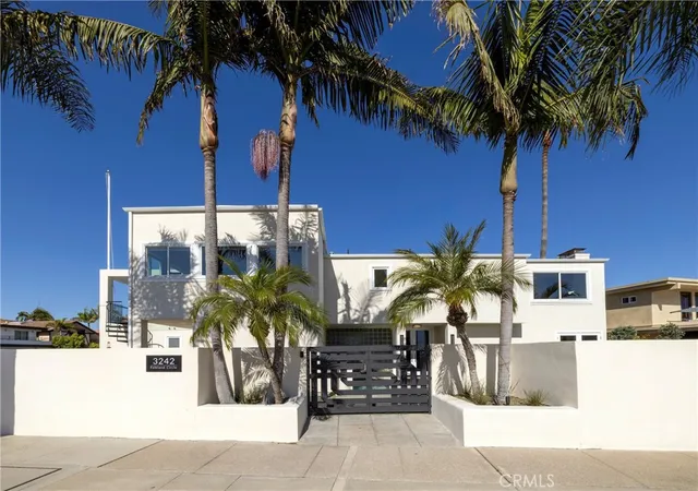 Photo 3 of Single family home for sale at 3242 Falkland, Huntington Beach, CA 92649 | MLS# OC26085459 | Listing updated on 2026-09-04