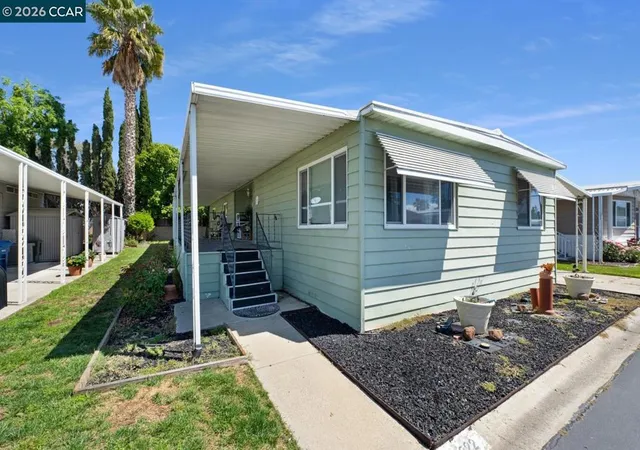 3rd image of 2322 Dalis Dr, Concord, CA 94520 | MLS# 41132760