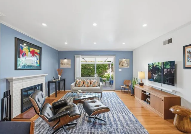 Homes for sale in Sunnyvale, CA | 852 Peach Ave, Sunnyvale, CA 94087 | MLS# ML82041130