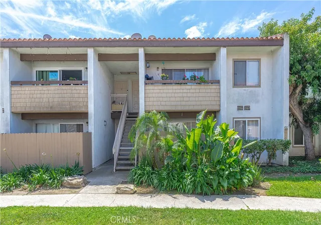 Homes for sale in Santa Ana, CA | 2511 W Sunflower #L3, Santa Ana, CA 92704 | MLS# OC26090745