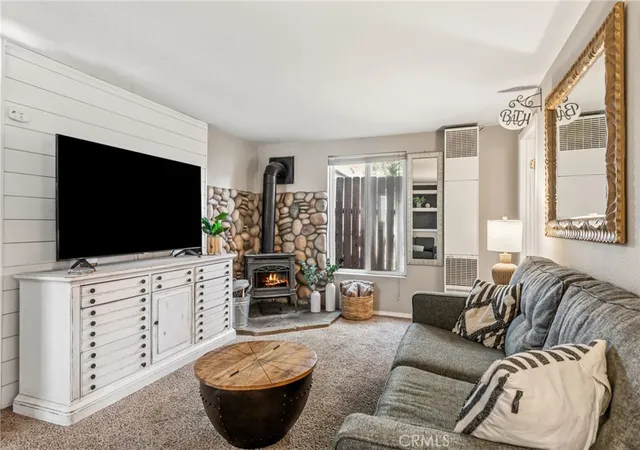 5th image of 513 E Meadow Ln, Big Bear City, CA 92314 | MLS# SB26090491