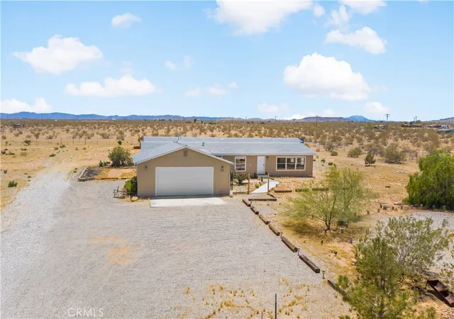 Photo 2 of Single family home for sale at 61375 Leslie Ln, Landers, CA 92285 | MLS# SW26092445 | Listing updated on 2026-07-06