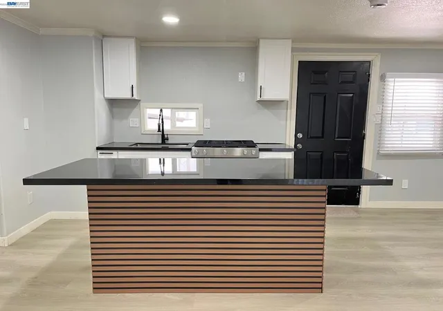 3rd image of 28124 Murcia St, Hayward, CA 94544 | MLS# 41132783