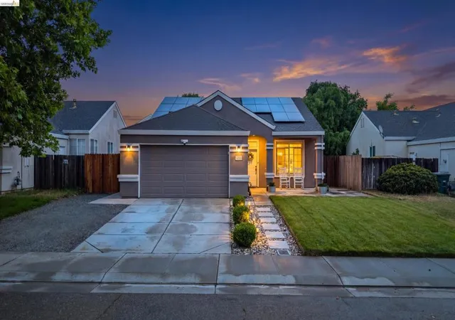 Photo 1 of Sale Pending at 560 Anderson Way, Rio Vista, CA 94571 | MLS# 41132787 | Listing updated on 2026-07-17