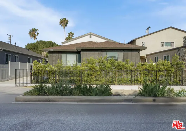 Homes for sale in Hawthorne, CA | 12527 Cranbrook Ave, Hawthorne, CA 90250 | MLS# 26827257