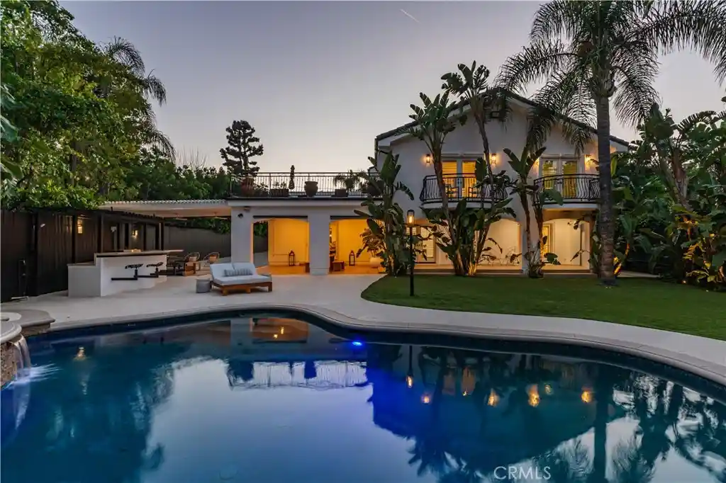 Photo 1 of Mansion for sale at 5242 Topeka Dr, Tarzana, CA 91356 | MLS# SR26091436 | Listing updated on 2026-10-29