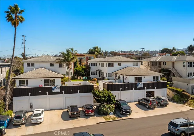Homes for sale in Redondo Beach, CA | 124 Palos Verdes Blvd, Redondo Beach, CA 90277 | MLS# SB26088593