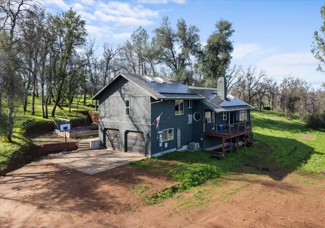 1st image of 19789 Weide Wy, Anderson, CA 96007 | MLS# ML82045103