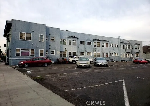 Homes for sale in Long Beach, CA | 354 Chestnut Ave #4, Long Beach, CA 90802 | MLS# PW26091054