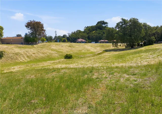3rd image of 3975 Monterey, Atascadero, CA 93422 | MLS# NS26092493