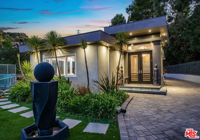 Homes for sale in Studio City, CA | 3430 Wrightwood Dr, Studio City, CA 91604 | MLS# 26827203