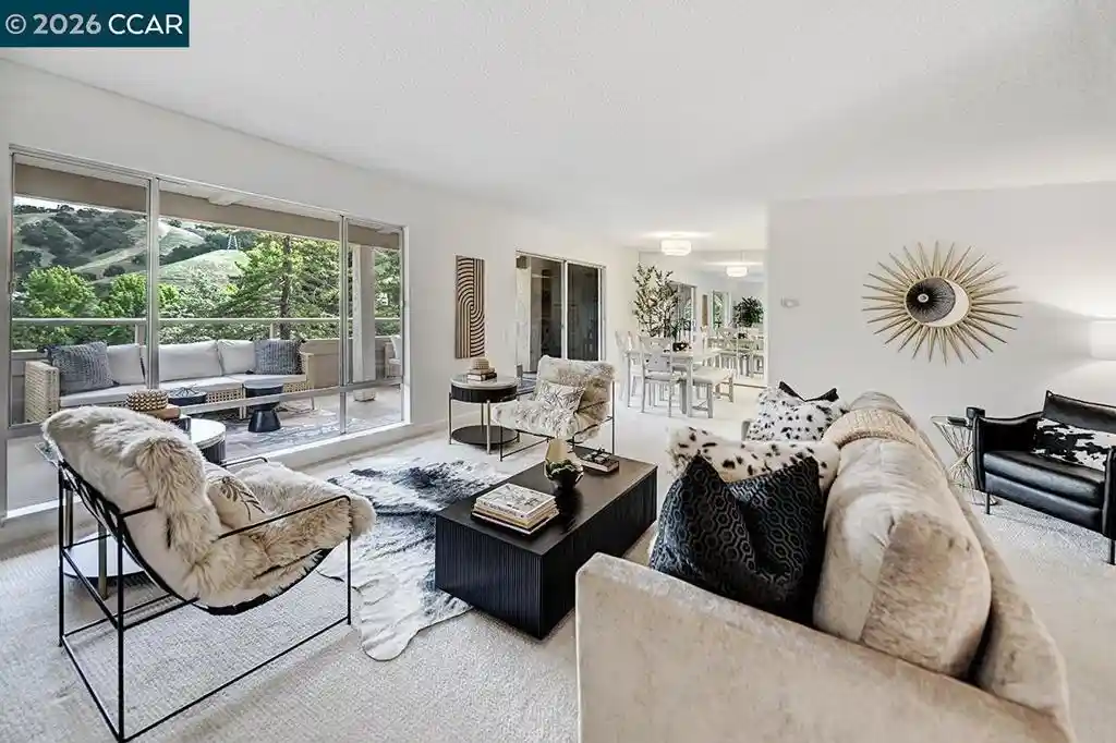 Listing Photo 2 - Condo for sale in 1129 Avenida Sevilla located at 1129 Avenida Sevilla, Walnut Creek, CA 94595 - Unit #4C