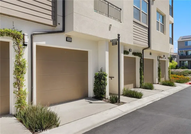 Photo 3 of Condo for sale at 1501 Lasso Way #303, Ladera Ranch, CA 92694 | MLS# OC26090510 | Listing updated on 2026-09-23