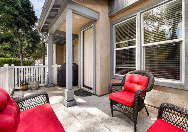 4th image of 330 Harbor Breeze Dr, Port Hueneme, CA 93041 | MLS# BB26090869