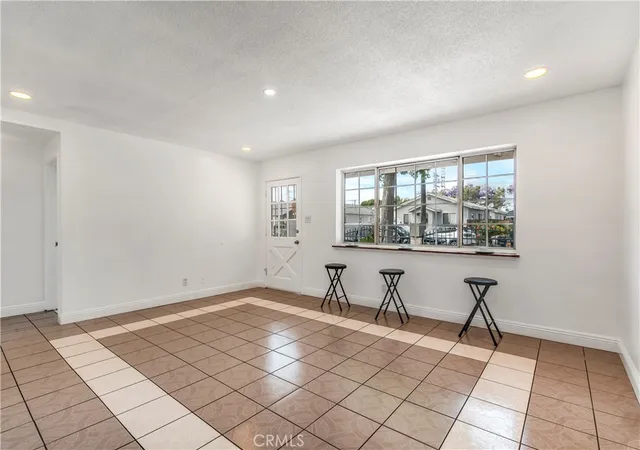 Photo 3 of Sale Pending at 180 East 69th, Long Beach, CA 90805 | MLS# DW26090041 | Listing updated on 2026-10-02