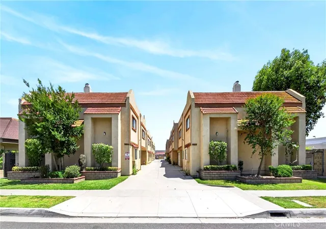 Homes for sale in Downey, CA | 9914 Tweedy Ln #C, Downey, CA 90240 | MLS# TR26092956