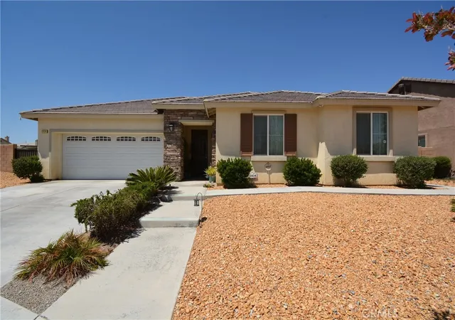 Homes for sale in Victorville, CA | 13434 Warren Pl, Victorville, CA 92395 | MLS# CV26093065