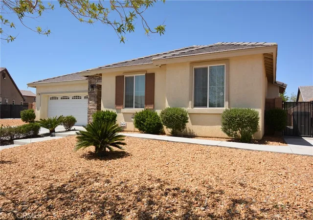 Homes for sale in Victorville, CA | 13434 Warren Pl, Victorville, CA 92395 | MLS# CV26093065
