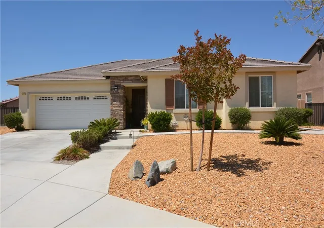 Homes for sale in Victorville, CA | 13434 Warren Pl, Victorville, CA 92395 | MLS# CV26093065