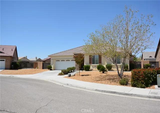 Homes for sale in Victorville, CA | 13434 Warren Pl, Victorville, CA 92395 | MLS# CV26093065
