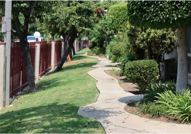 3rd image of 23230 Sesame St #A, Torrance, CA 90502 | MLS# SB26092750