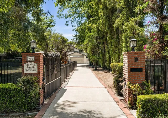 Photo 1 of Sale Pending at 440 W Main St, Tustin, CA 92780 | MLS# PW26090922 | Listing updated on 2026-10-07