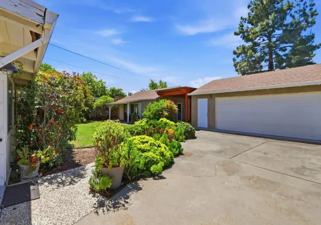 Homes for sale in Campbell, CA | 761 Margaret Ln, Campbell, CA 95008 | MLS# ML82037997
