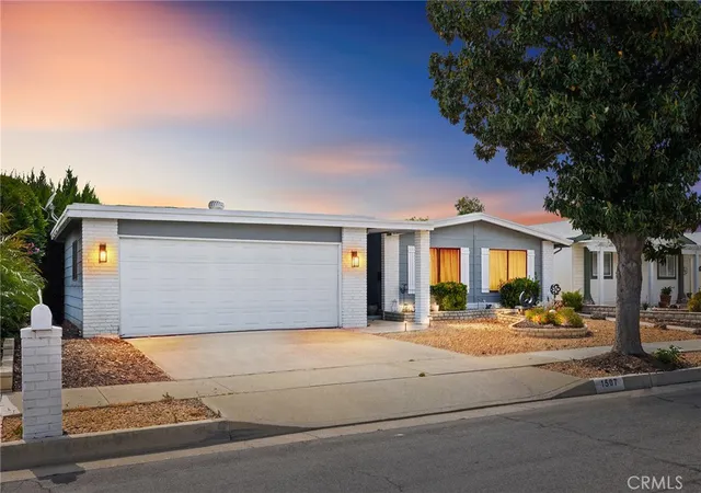 Photo 3 of Sale Pending at 1507 Willow Leaf, Hemet, CA 92545 | MLS# CV26093186 | Listing updated on 2026-09-14