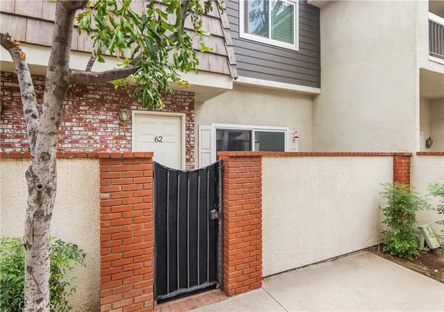 3rd image of 10201 Mason #62, Chatsworth, CA 91311 | MLS# SR26092745