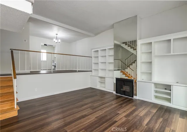 5th image of 10201 Mason #62, Chatsworth, CA 91311 | MLS# SR26092745