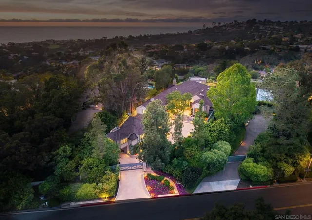 3rd image of 6388 La Jolla Scenic Dr S, La Jolla, CA 92037 | MLS# 260010280SD