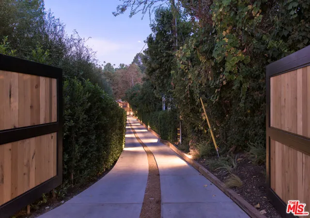 4th image of 4701 Balboa Ave, Encino, CA 91316 | MLS# 26810247