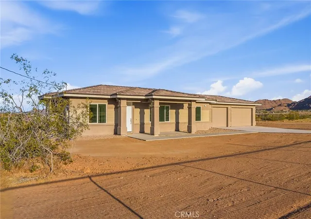 Homes for sale in Apple Valley, CA | 15192 Barbara, Apple Valley, CA 92307 | MLS# HD26093369