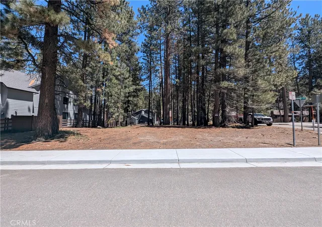 Photo 2 of Land for sale at 689 Summit Blvd, Big Bear Lake, CA 92315 | MLS# OC26093004 | Listing updated on 2026-05-01