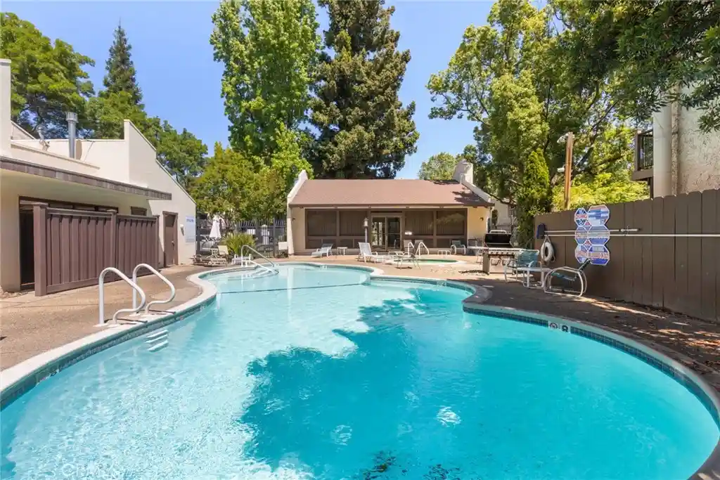 Listing Photo 15 - Condo for sale in 555 Vallombrosa located at 555 Vallombrosa, Chico, CA 95926 - Unit #86