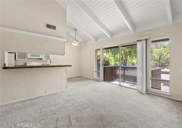 Listing Photo 4 - Condo for sale in building located at 555 Vallombrosa, Chico, CA 95926 - Unit #86