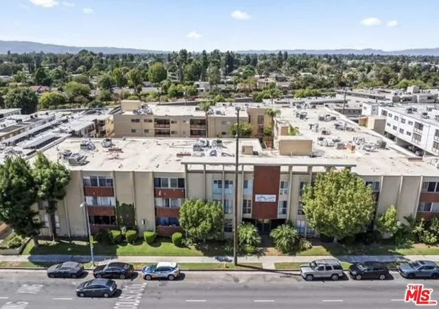 1st image of 6225 Coldwater Canyon Ave #112, North Hollywood, CA 91606 | MLS# 26827705