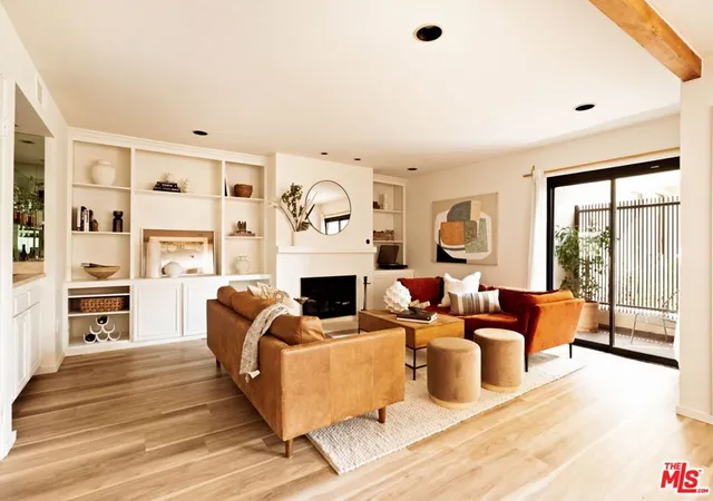 3rd image of 1942 Grace Ave, Los Angeles, CA 90068