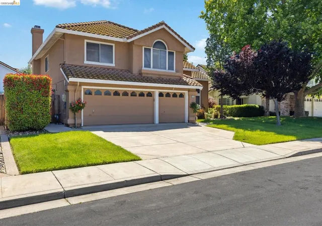 2nd image of 1826 Pelican Ct, Tracy, CA 95376 | MLS# 41132954