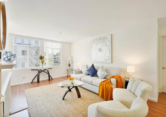 Homes for sale in Albany, CA | 535 Pierce St #3301, Albany, CA 94706 | MLS# 41132957