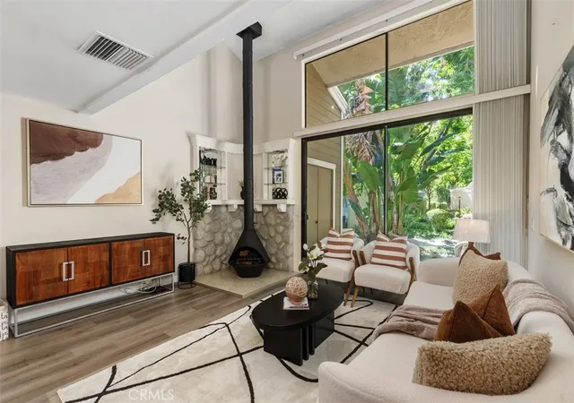 5th image of 204 Pineview, Irvine, CA 92620 | MLS# OC26082879