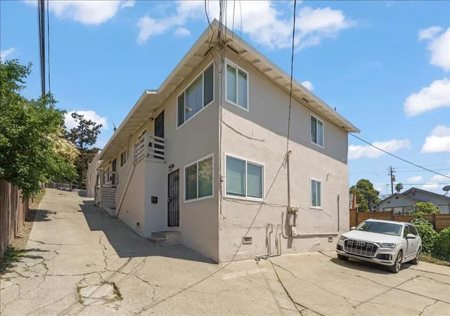 14th image of 8117 Ney Ave, Oakland, CA 94605 | MLS# ML82045268