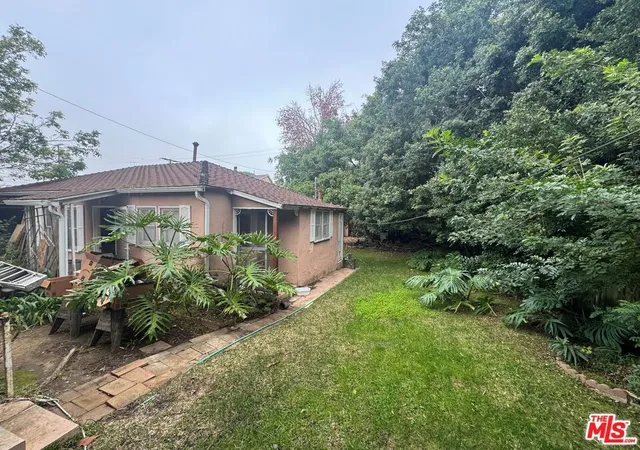 Homes for sale in Santa Monica, CA | 2521 33Rd St, Santa Monica, CA 90405 | MLS# 26827769