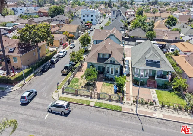 4th image of 856 E 22nd St, Los Angeles, CA 90011 | MLS# 26827295
