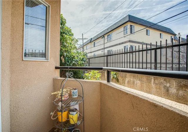 image of 219 N Adams, Glendale, CA 91206