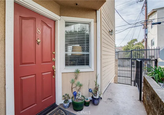4th image of 219 N Adams, Glendale, CA 91206
