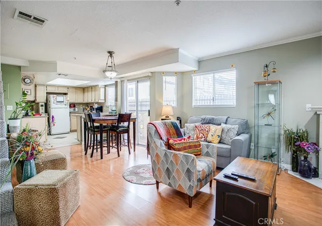 5th image of 219 N Adams, Glendale, CA 91206