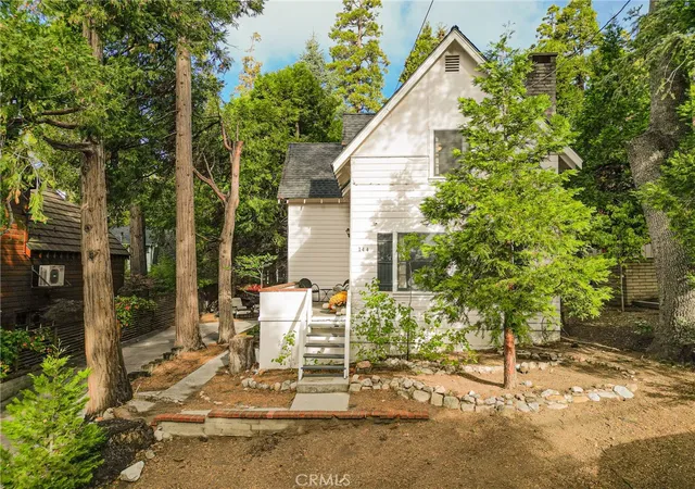 2nd image of 144 Marshall Rd, Lake Arrowhead, CA 92352 | MLS# IG26093166